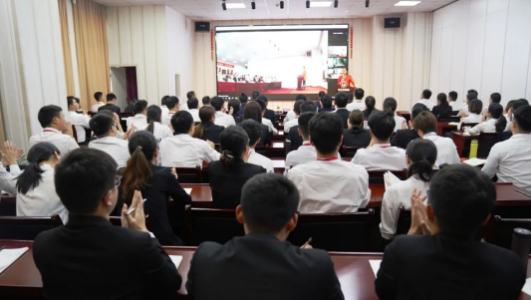 提出“五優”戰略，確立“五個持續”重點委托招商工作，全力沖刺十月目標任務