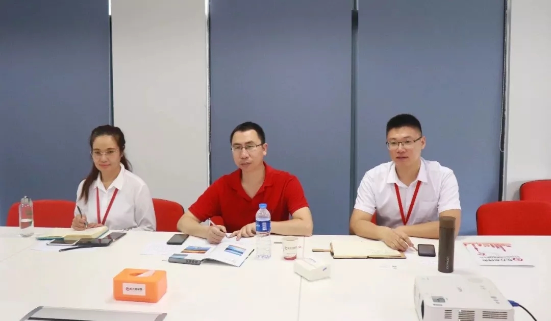 【上海對(duì)接會(huì)】東方龍商務(wù)上海總部舉行氣凝膠材料項(xiàng)目政府對(duì)接會(huì),雙方將實(shí)地考察推進(jìn)落地 【上海對(duì)接會(huì)】東方龍商務(wù)上海總部舉行氣凝膠材料項(xiàng)目政府對(duì)接會(huì),雙方將實(shí)地考察推進(jìn)落地