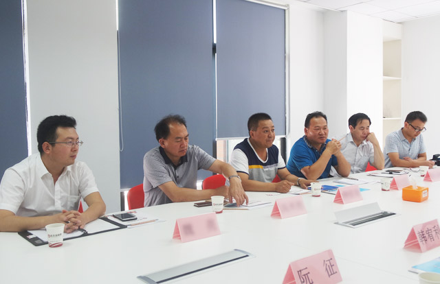 甘肅玉門市副市長(zhǎng)帶隊(duì)考察東方龍商務(wù)平臺(tái),交流委托招商引資戰(zhàn)略合作 甘肅玉門市副市長(zhǎng)帶隊(duì)考察東方龍商務(wù)平臺(tái),交流委托招商引資戰(zhàn)略合作