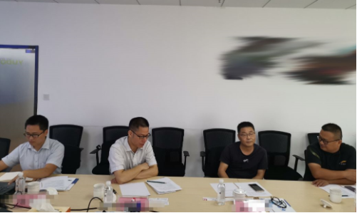 陪同政府園區赴國企新能源乘用車擴建投資選址項目方對接考察，加快后續項目推進