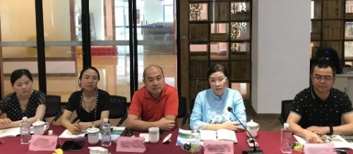 陪同政府園區(qū)赴鄉(xiāng)村振興農旅投資選址項目方對接考察，雙方將持續(xù)推進項目落地