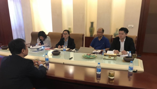 陪同政府園區(qū)赴阻燃劑投資選址項目方對接考察，達成初步合作意向