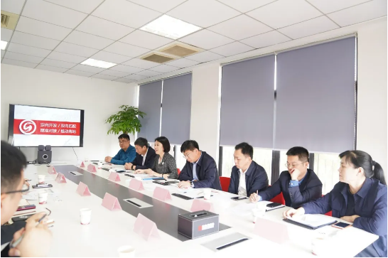 進(jìn)博會(huì)圓滿落幕!集團(tuán)接待全國政府園區(qū)210家,開發(fā)有投資意向的中外優(yōu)質(zhì)企業(yè)超100家 進(jìn)博會(huì)圓滿落幕!集團(tuán)接待全國政府園區(qū)210家,開發(fā)有投資意向的中外優(yōu)質(zhì)企業(yè)超100家