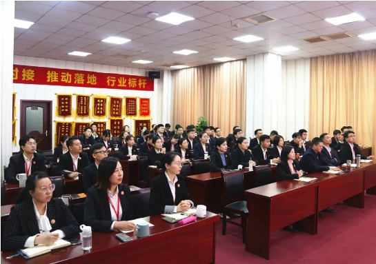 堅(jiān)決落實(shí)“沖刺月”投資選址項(xiàng)目開發(fā)工作！十二月上旬，41個(gè)高質(zhì)量項(xiàng)目通過評估