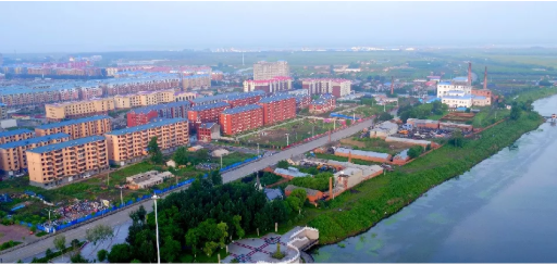 集團全力助推黑龍江省佳木斯市同江市委托招商引資，立足八大優(yōu)勢，構(gòu)筑發(fā)展新格局