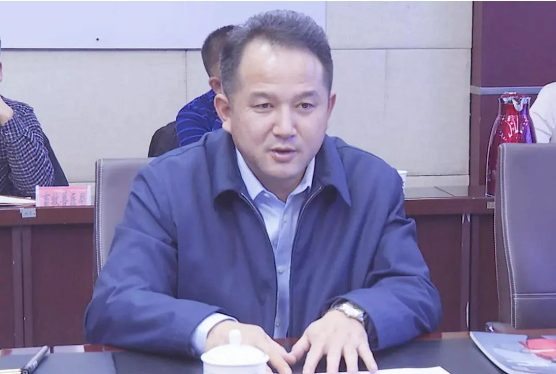 共同打造全國標桿政府！集團與新疆輪臺縣成功簽訂委托招商合作協(xié)議