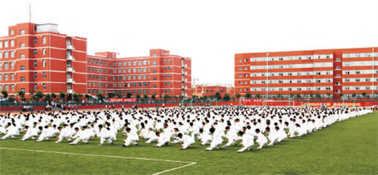 東方龍商務(wù)集團(tuán)全力助推陜西定邊縣委托招商引資，開(kāi)啟新時(shí)代定邊現(xiàn)代化建設(shè)新征程