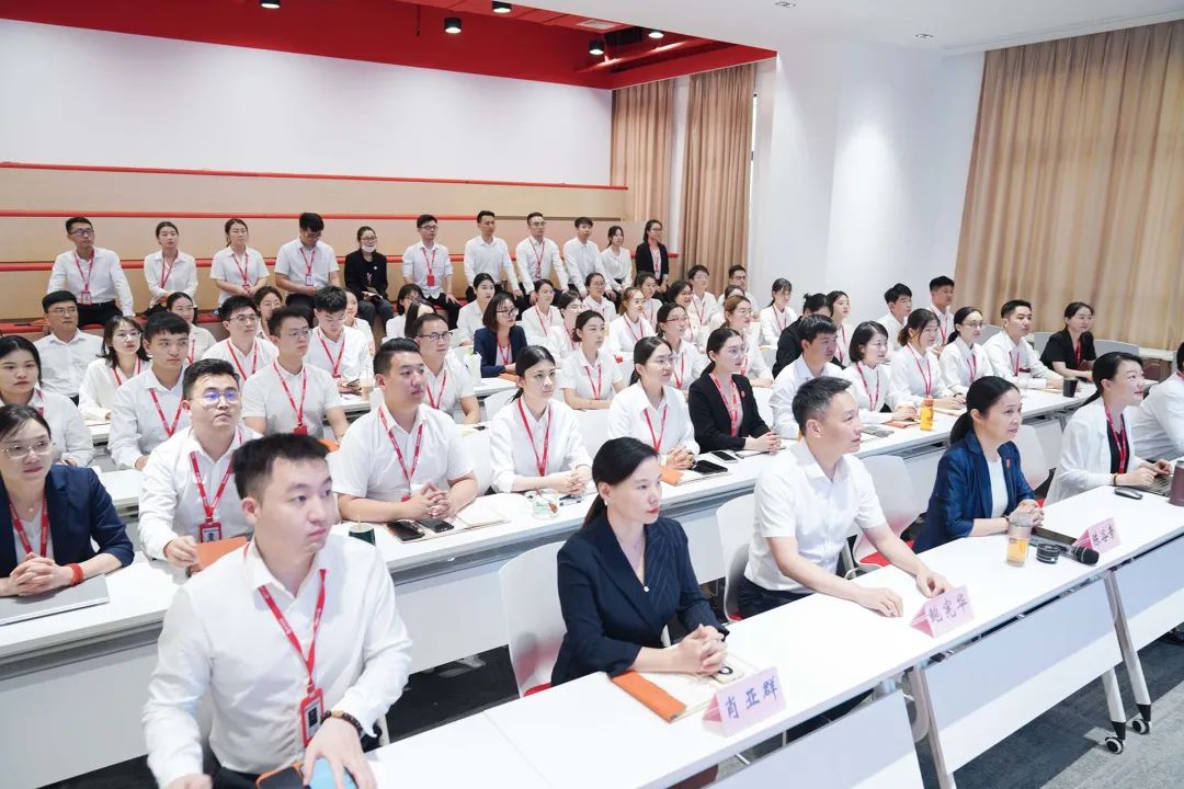 提振信心，練好“內功”，開拓市場！9月中旬，集團成功通過27個優質投資選址項目
