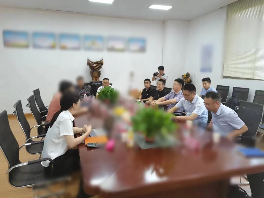 與哈工大等知名院校達(dá)成產(chǎn)學(xué)研合作，上汽等大型車企供應(yīng)商！安徽某地方政府實(shí)地調(diào)研高端液壓設(shè)備制造投資選址項(xiàng)目
