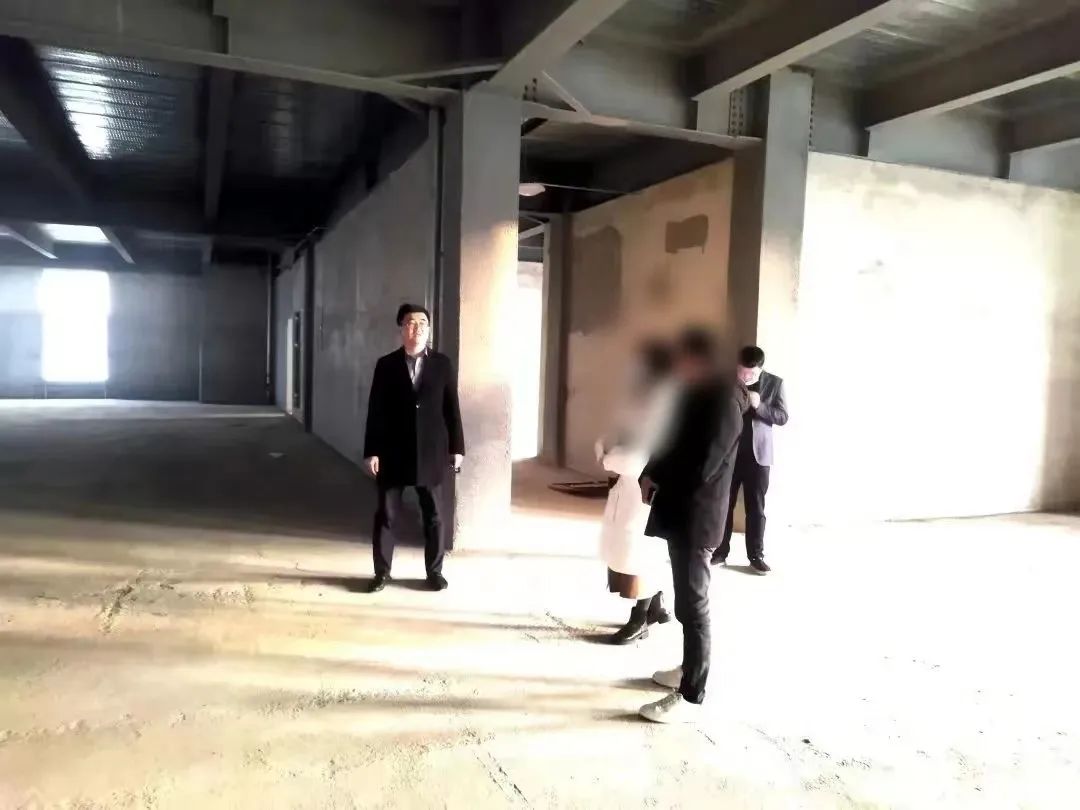 品勝等知名企業供應商！電子產品配件材料生產投資選址項目方實地考察甘肅某地方政府