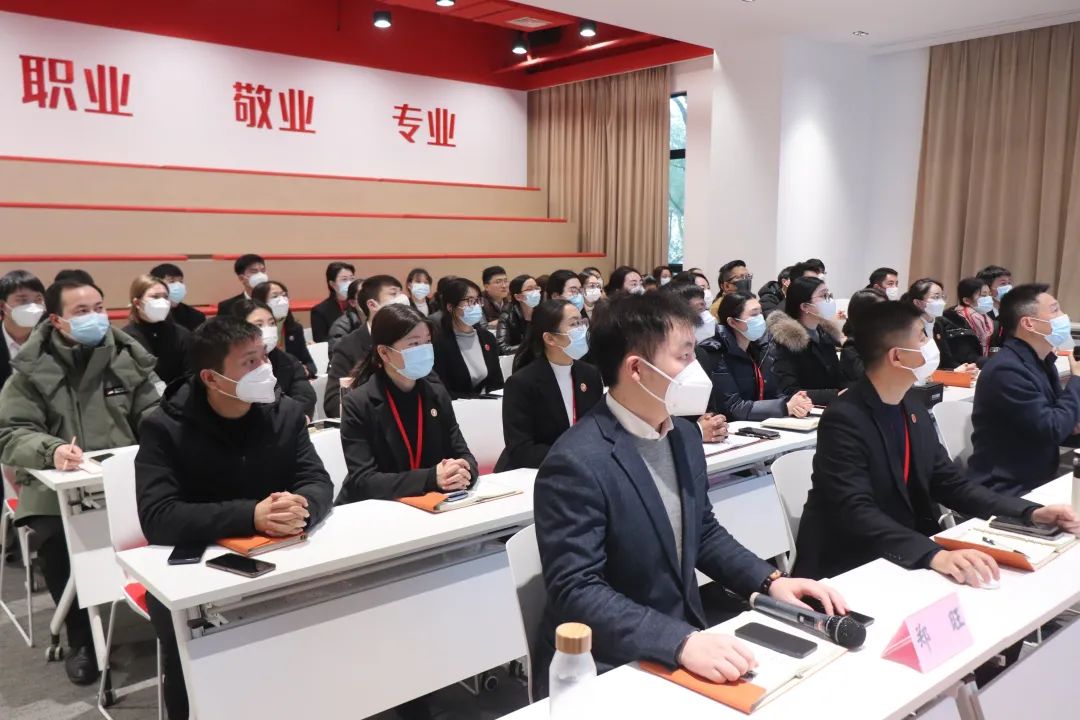 大干100天，決勝決戰(zhàn)第四季度，攻堅沖刺年度總?cè)蝿?wù)！12月下旬，集團成功通過25個優(yōu)質(zhì)投資選址項目
