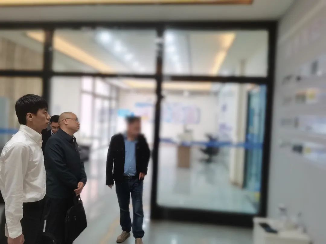 高新技術企業，與國內多所院校建立合作！重慶某地方政府實地對接高品質新能源鋰電投資選址項目
