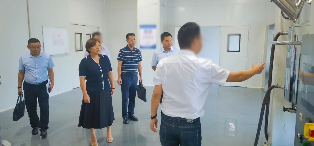投資額10億，年產(chǎn)值10億！四川某地方政府實(shí)地對(duì)接磷酸鐵鋰電池組生產(chǎn)投資選址項(xiàng)目