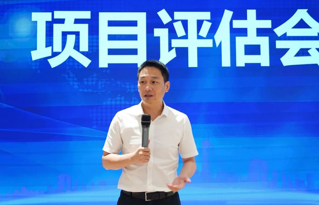 放大項(xiàng)目開發(fā)量，提振發(fā)展精氣神！9月上旬，集團(tuán)共34個(gè)優(yōu)質(zhì)投資選址項(xiàng)目通過評估