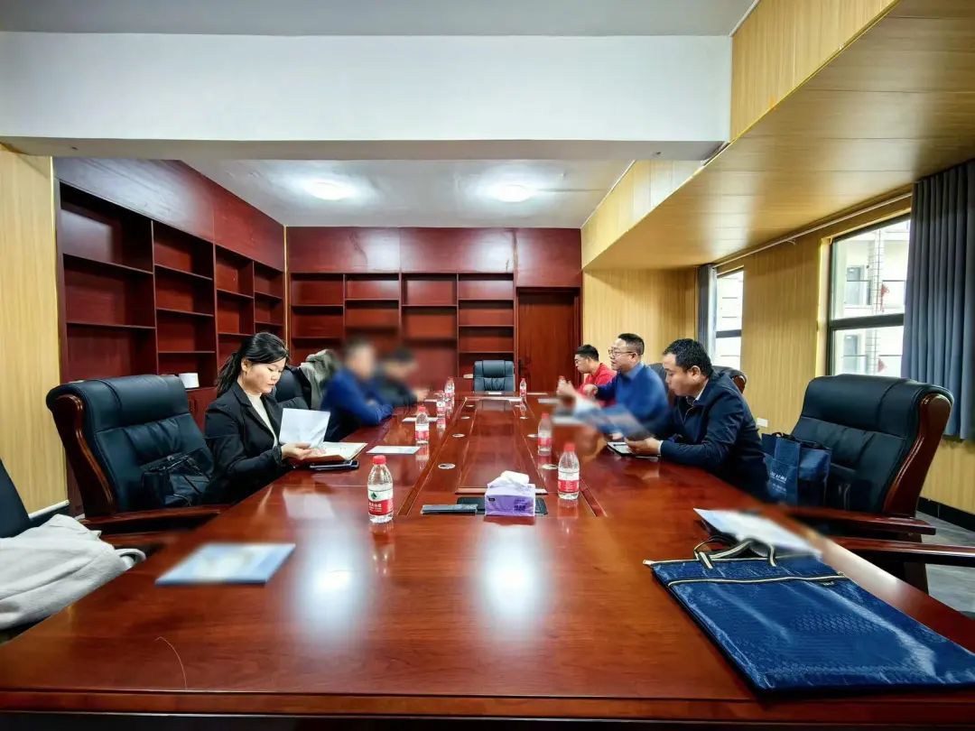 地方紡紗行業(yè)龍頭企業(yè)，產(chǎn)品遠銷柬埔寨、孟加拉等20多個國家和地區(qū)！新疆某地方政府實地考察品牌高端紡織材料生產(chǎn)擴建投資選址項目