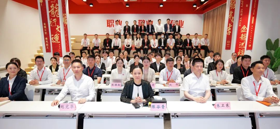 抓龍頭，鑄鏈條，強招商！5月下旬，集團共39個優(yōu)質(zhì)投資選址項目通過評估