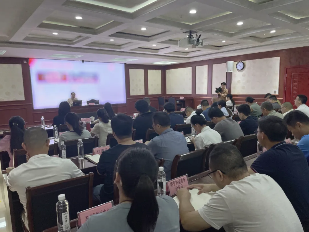 培訓(xùn)規(guī)模約百人！集團(tuán)受邀為廣西賀州昭平縣做政府專業(yè)委托招商實(shí)戰(zhàn)培訓(xùn)