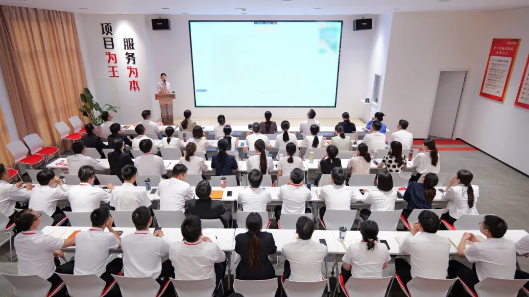 無懼高溫“烤”驗(yàn)，催化項(xiàng)目落地火熱進(jìn)行時(shí)！7月下旬，集團(tuán)共37個(gè)優(yōu)質(zhì)投資選址項(xiàng)目通過評(píng)估