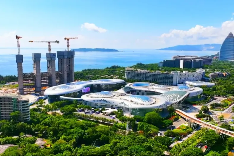 【2024年度運(yùn)營(yíng)服務(wù)地圖】全年新項(xiàng)目開(kāi)發(fā)體量達(dá)1953.26億元，總投資達(dá)609億的優(yōu)質(zhì)項(xiàng)目精準(zhǔn)落地