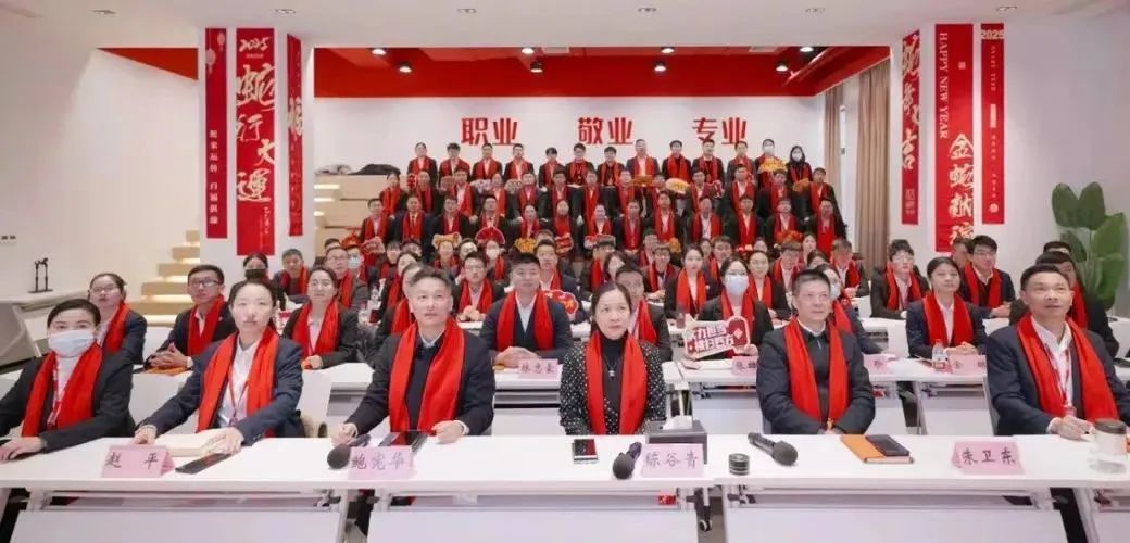 爆火！DeepSeek也太懂上海東方龍商務(wù)集團(tuán)了！